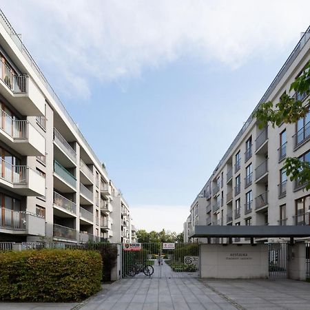 City Center Apartament Parking By Impero Poznań Eksteriør billede