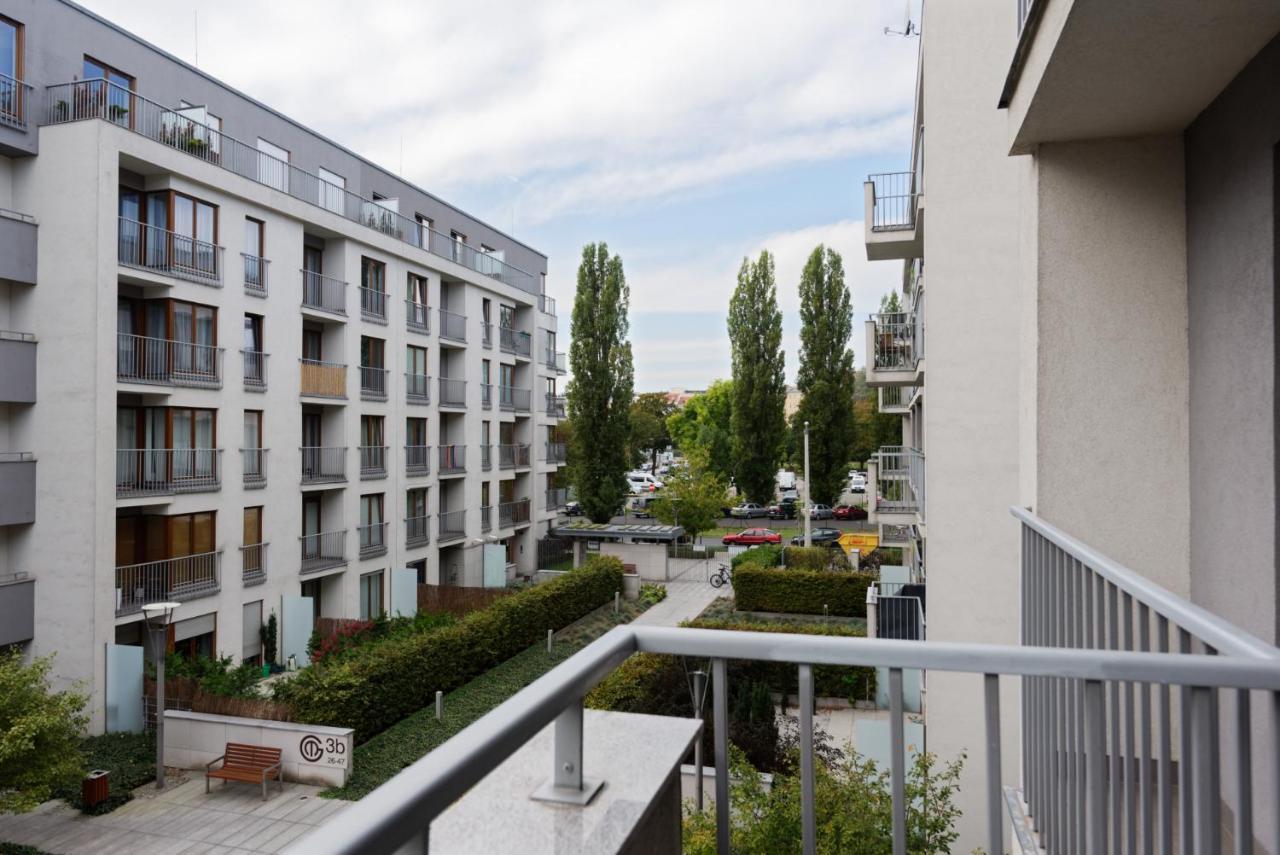 City Center Apartament Parking By Impero Poznań Eksteriør billede