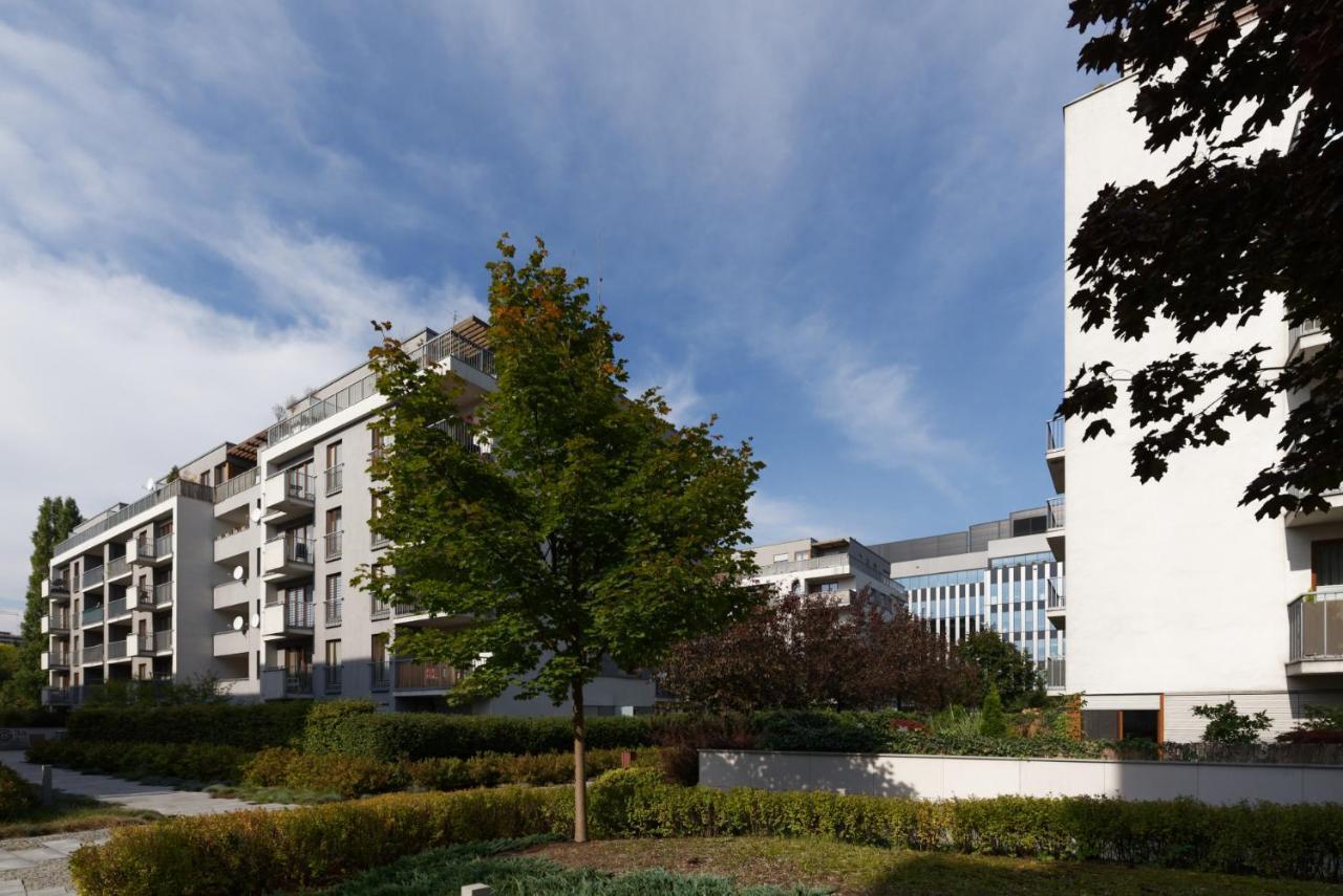 City Center Apartament Parking By Impero Poznań Eksteriør billede
